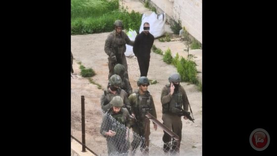 الاحتلال يعتقل شابين عقب مداهمة منازلهما في سلفيت