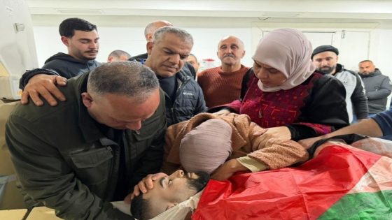 شهيد برصاص مستوطنين في قرية دير جرير