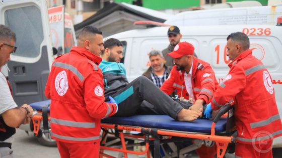 إجلاء 98 مريضا ومرافقا من غزة إلى مصر لتلقي العلاج