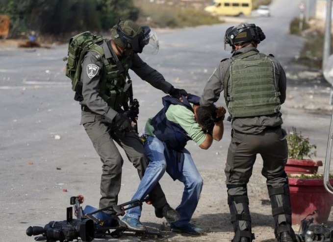 نقابة الصحفيين : 53 جريمة بحق الصحفيين الفلسطينيين خلال آذار بينها شهيدان