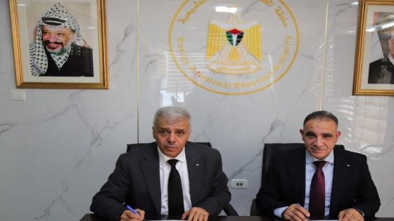 “التربية” وسلطة الطاقة توقعان اتفاقية تعاون لتعزيز مشاريع الطاقة المتجددة في المدارس