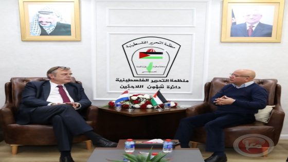 أبو هولي يبحث مع السفير الهولندي سبل دعم الاونروا وحماية ولايتها من مخاطر الاستهداف الوجودي