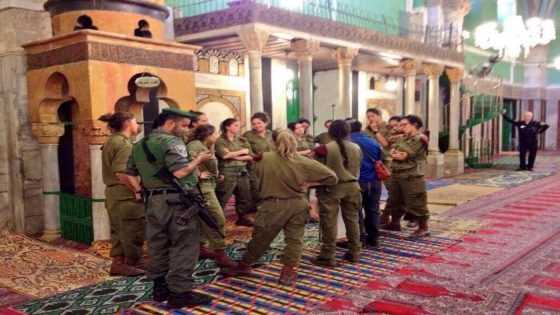 الاحتلال يمنع التجول شرق الحرم الإبراهيمي وإغلاق أحياء سكنية بالخليل بذريعة “عيد الفصح”