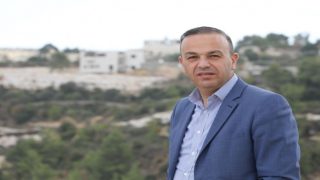 المهندس يوسف الجعبري.. يكتب التاريخ كأصغر رئيس لأكبر بلدية في فلسطين