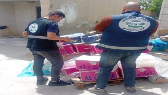 ضبط وإتلاف 13 طنًا من المواد الغذائية الفاسدة بالخليل