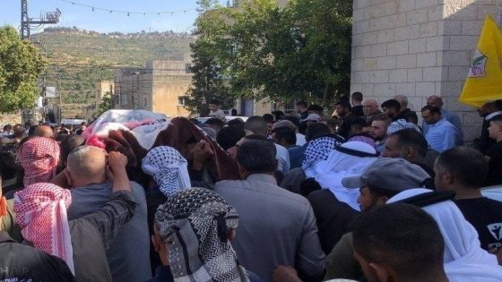 تشييع جثمان الشهيد الطفل يوسف كعابنة إلى مثواه الأخير