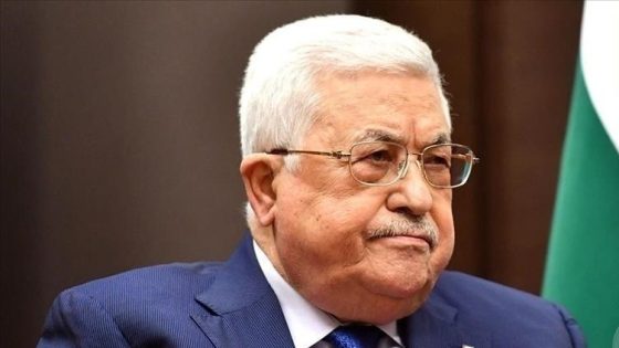 انتخاب “ابومازن” رئيساً وقائداً عاما لحركة فتح
