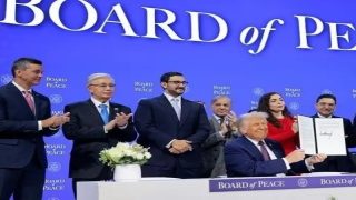 أمريكا تدرس طلبا إسرائيليا لتحويل أموال المقاصة لـ”مجلس السلام” بغزة