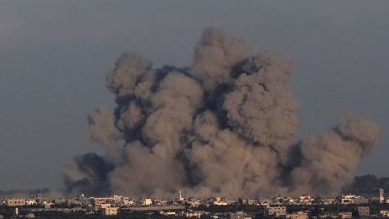 بحرية الاحتلال تطلق النار جنوب القطاع والمدفعية تقصف شرق غزة