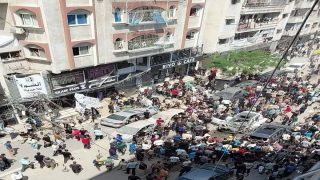 شهداء ومصابون في قصف الاحتلال وسط مدينة غزة