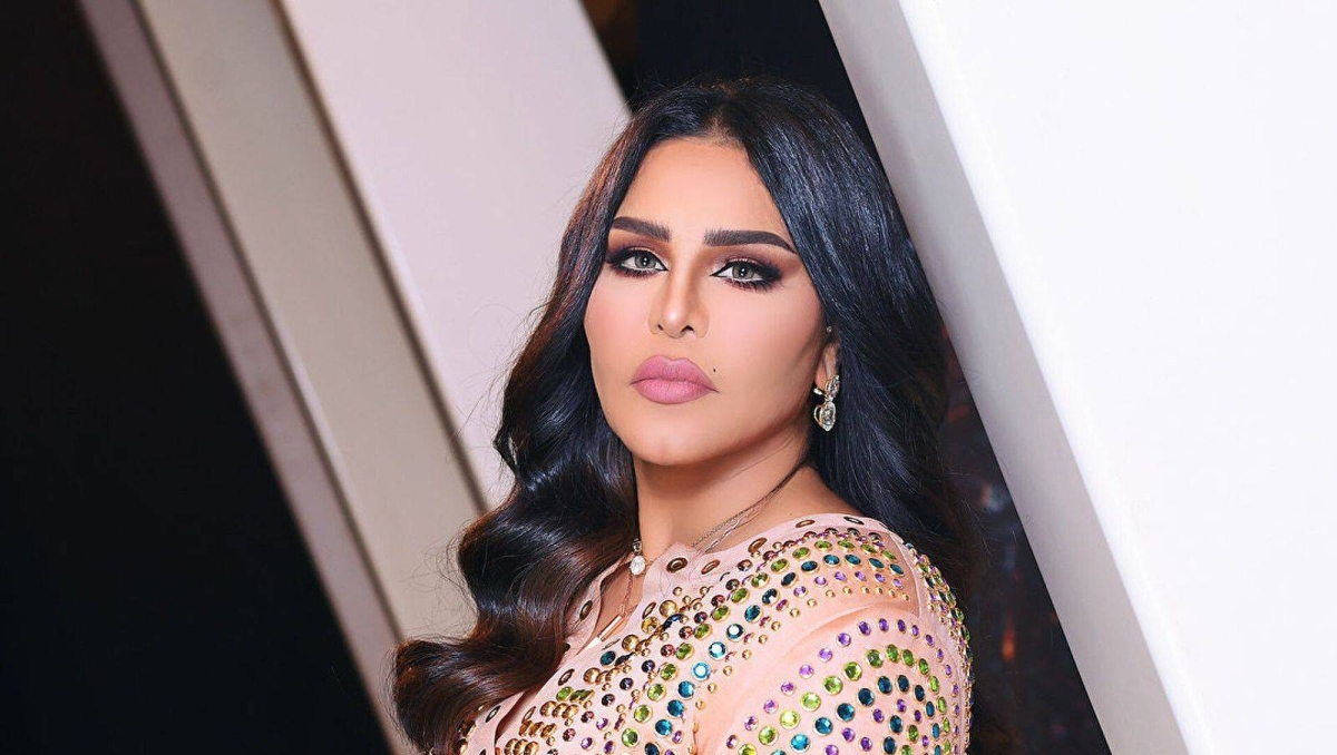 النجمة الإماراتية أحلام تهنئ منتخب مصر: الله عليكم يا مصريين.. وتحيا مصر