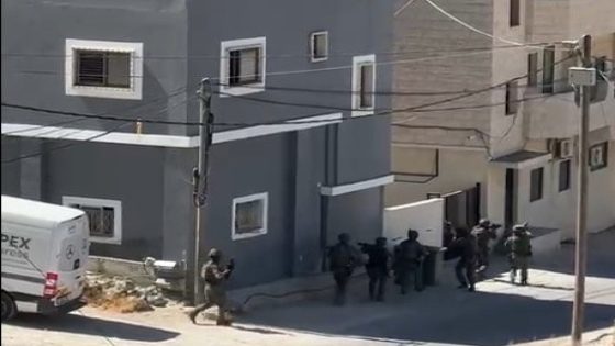 إصابة شاب برصاص قوة خاصة إسرائيلية واعتقاله بعد اقتحام الظاهرية