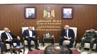 وزير الداخلية يشارك في لقاء حكومي موسع بمحافظة الخليل لبحث أولويات المرحلة واحتياجات المحافظة