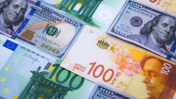 أسعار العملات اليوم الخميس