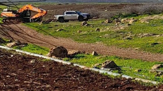 الاحتلال يدمر خطوطا ناقلة للمياه شرق طمون