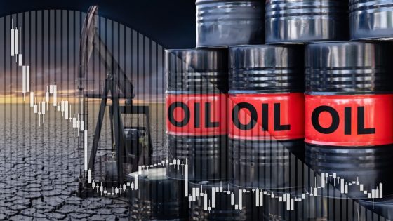 أسعار النفط تنخفض إلى أدنى مستوى لها منذ 3 أشهر