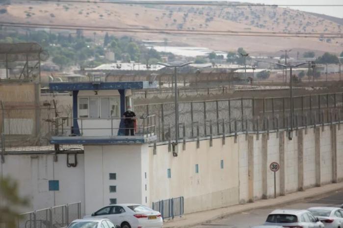 استشهاد الأسير عماد راجح سرحان من حيفا في سجن “جلبوع”