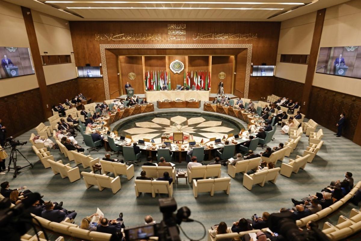الغول: مؤتمر المشرفين على شؤون الفلسطينيين يبحث تعزيز صمود اللاجئين ودعم “الأونروا” وتنفيذ رؤية الرئيس عباس للسلام