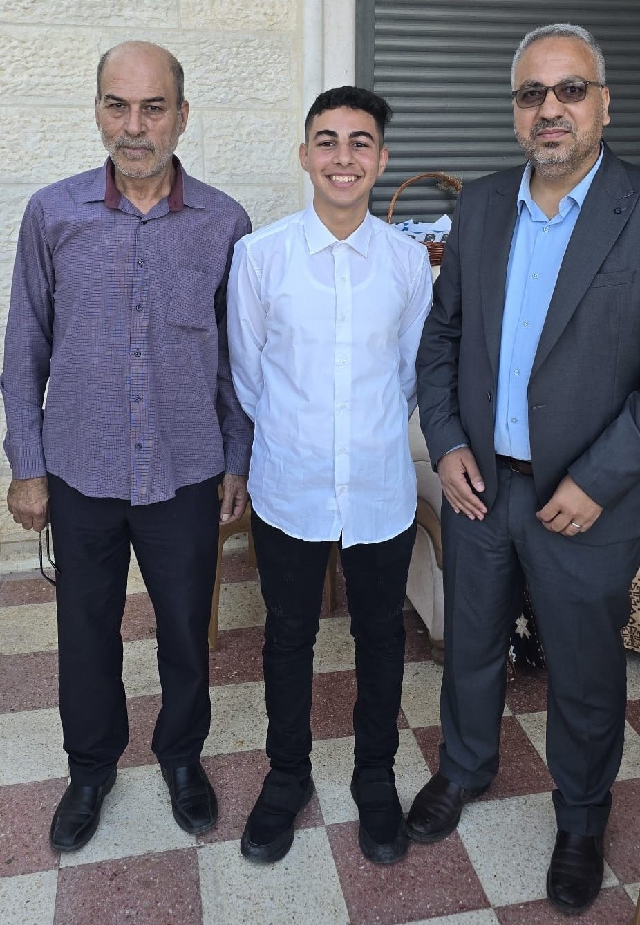 الطالب ينال كاتبة الأول على مستوى المعاهد الازهرية في فلسطين