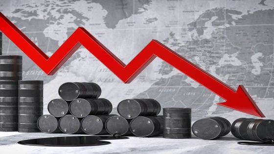 أسعار النفط تتراجع مع انحسار مخاوف الإمدادات