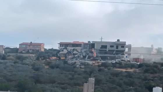 الاحتلال يشرع بهدم جزء من منزل في بروقين غرب سلفيت