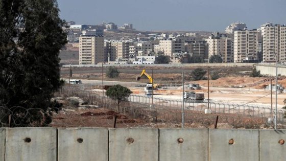 التفكجي: تحويل مطار القدس إلى “مركز تراث” خطوة لفرض رواية إسرائيلية جديدة وتهويد المدينة